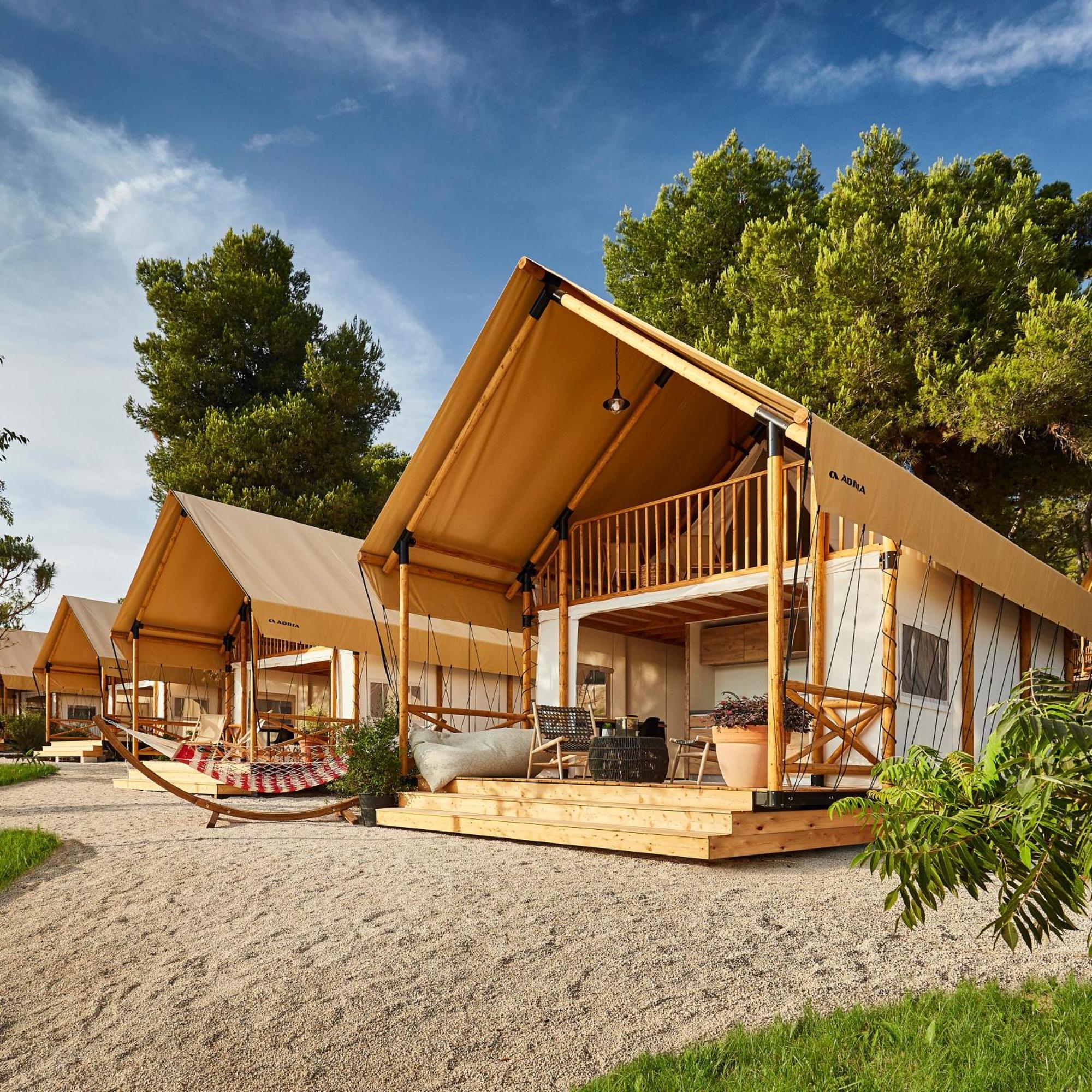 Arena One 99 Glamping Pomer Exterior foto