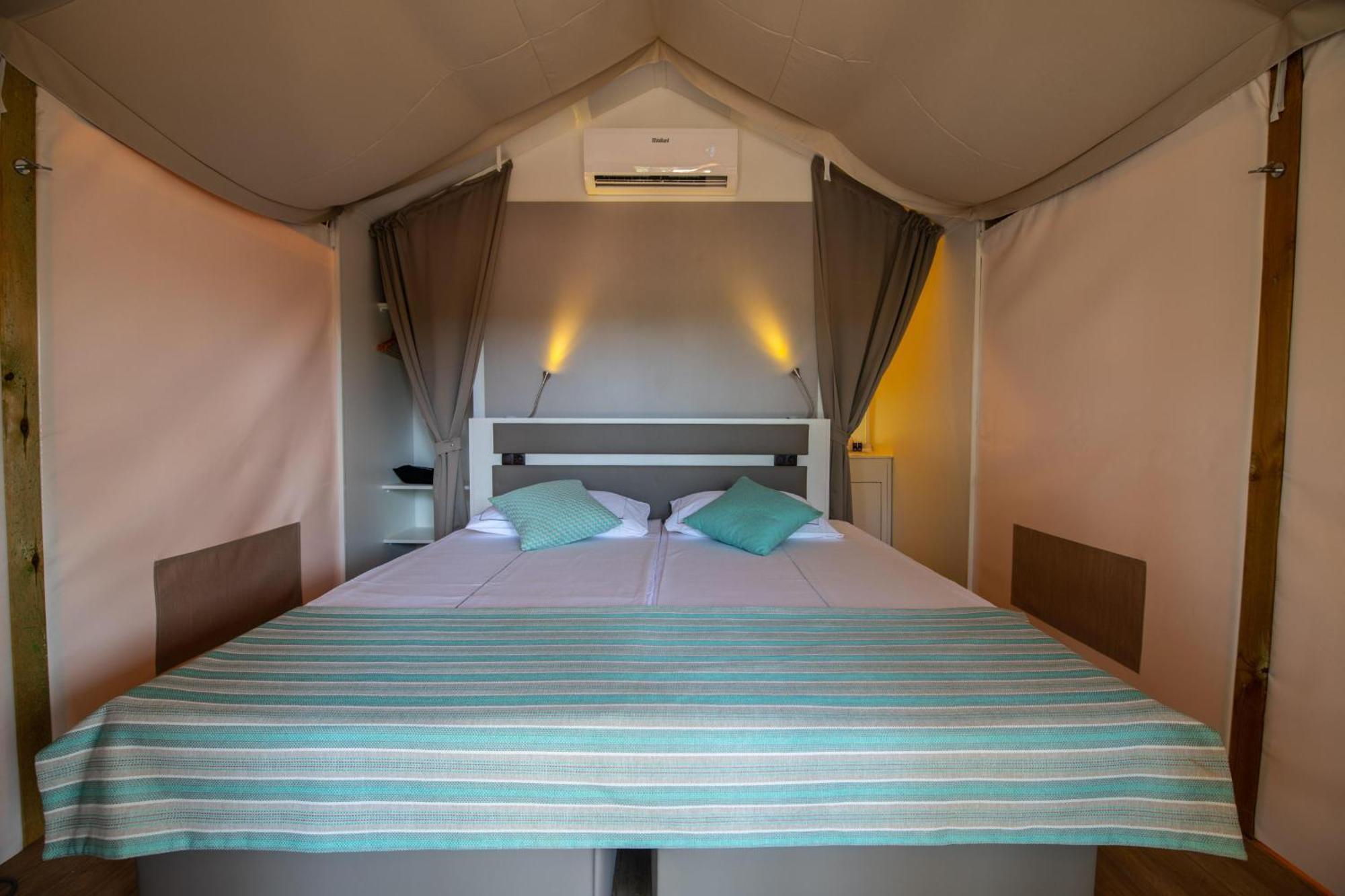 Arena One 99 Glamping Pomer Exterior foto