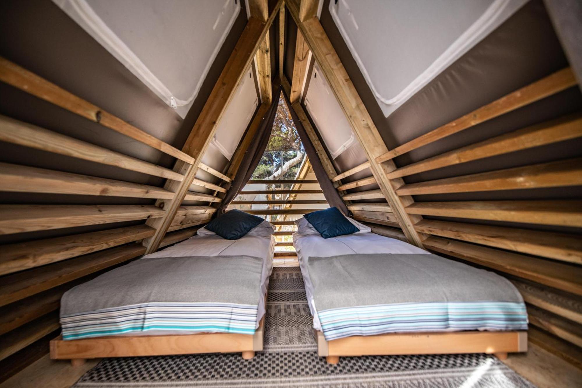Arena One 99 Glamping Pomer Exterior foto