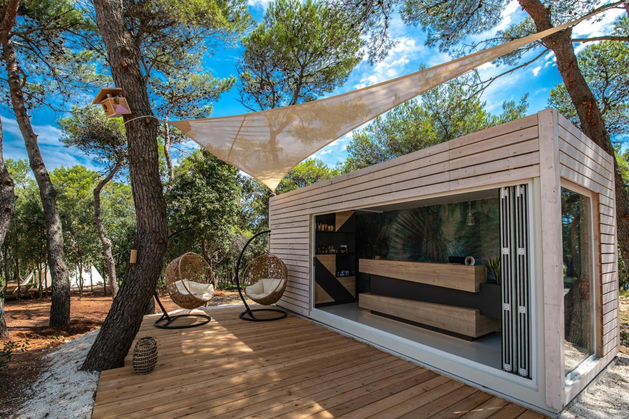 Arena One 99 Glamping Pomer Exterior foto
