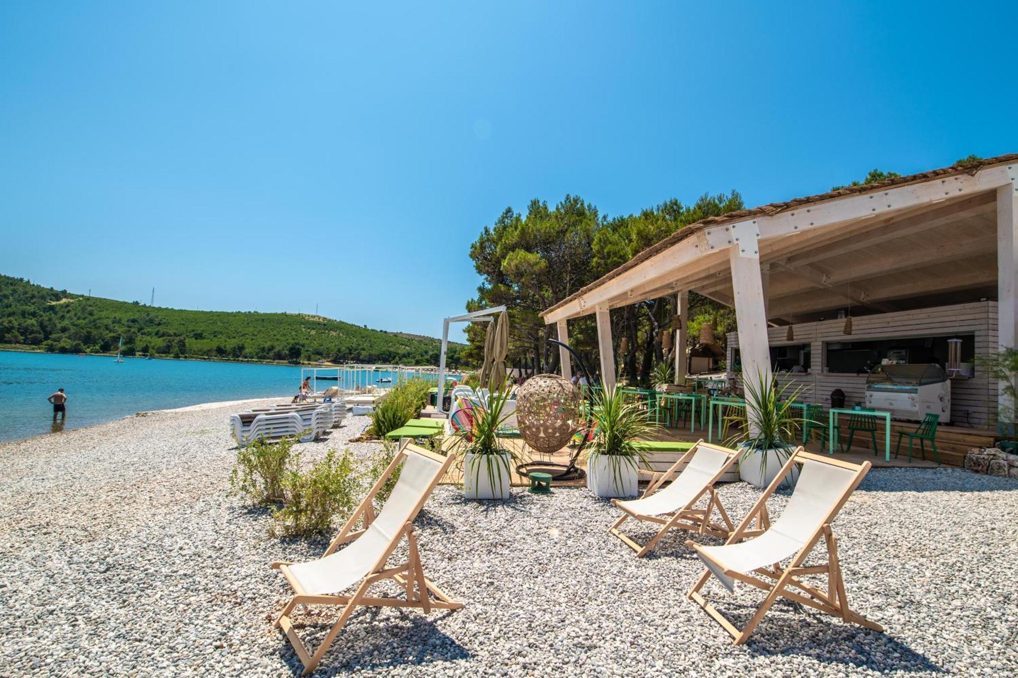 Arena One 99 Glamping Pomer Exterior foto
